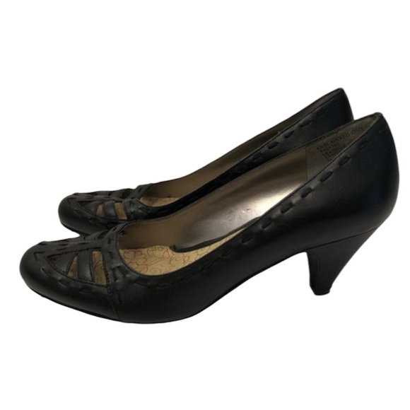 Kenneth Cole Reaction “Maxed Out” Size 9M Black Leather Heels - Picture 3 of 11